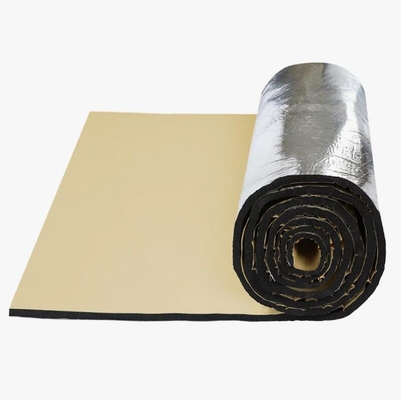 Lớp B1 chống cháy bọt cách nhiệt linh hoạt 96-97% Hình hoặc cuộn phản xạ